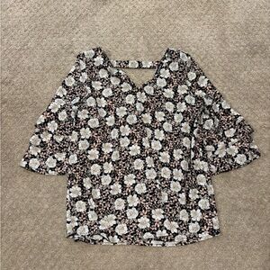 Roz & Ali Women’s Floral Short Sleeve Blouse